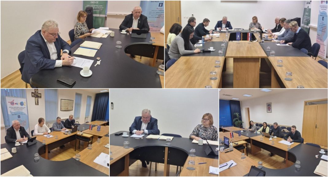 Stručni kolegij gradonačelnika održao svoju dvadesetu sjednicu Stručni kolegij gradonačelnika održao svoju dvadesetu sjednicu