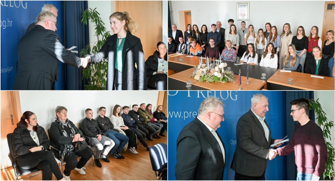 FOTO Dodijeljene nagrade uspješnim učenicima i studentima Grada Preloga FOTO Dodijeljene nagrade uspješnim učenicima i studentima Grada Preloga