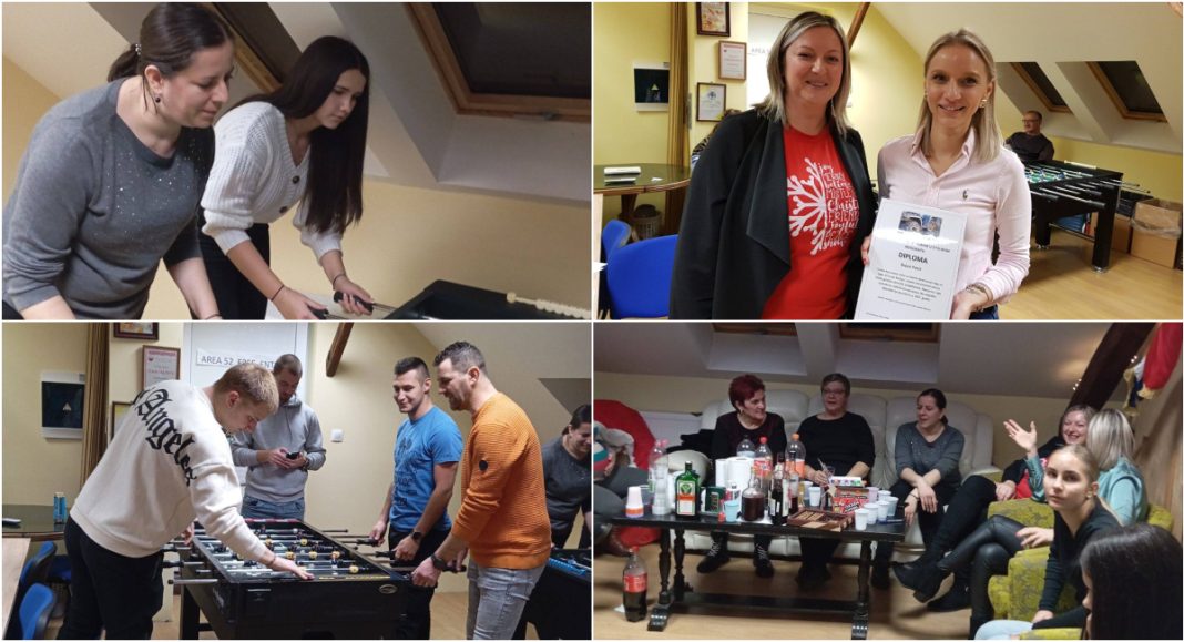 FOTO Održan treći Božićni exBlatobranski turnir u stolnom nogometu FOTO Održan treći Božićni exBlatobranski turnir u stolnom nogometu