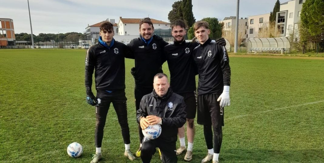 Mladi međimurski vratar brusi zanat uz Olivera Zeleniku Mladi međimurski vratar brusi zanat uz Olivera Zeleniku