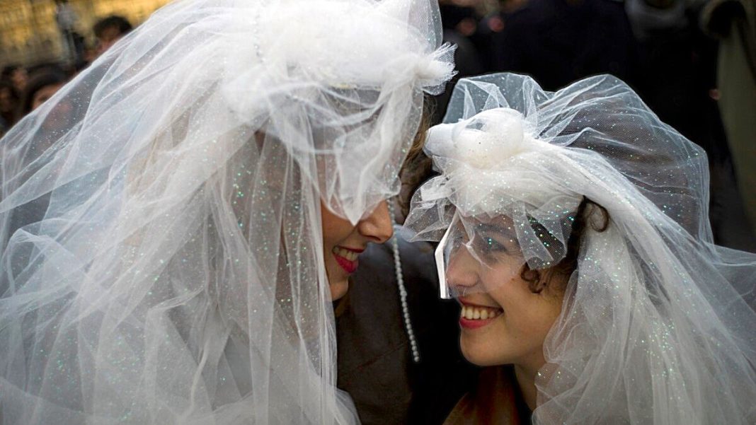 U Čakovcu sklopljena dva braka (životno partnerstvo) istospolnih partnera! U Čakovcu sklopljena dva braka (životno partnerstvo) istospolnih partnera!