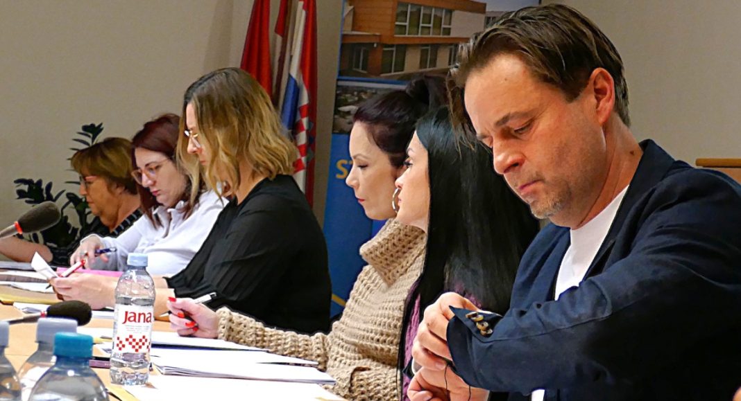 Svakom prema zasluzi, a prebjezima ništa! Svakom prema zasluzi, a prebjezima ništa!