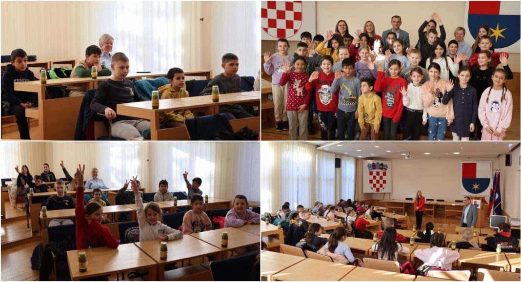 FOTO Učenici iz OŠ Orehovica posjetili Međimursku županiju FOTO Učenici iz OŠ Orehovica posjetili Međimursku županiju