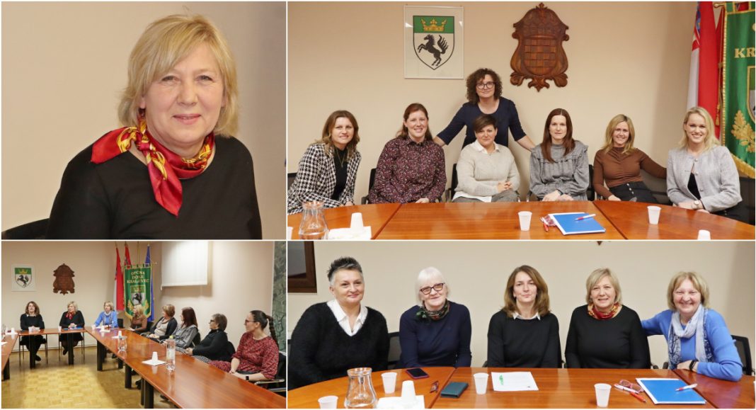 FOTO Nakon 22 godine, Katica Blagus i žene koje su udruzi dale dušu, vodstvo predale mlađima! FOTO Nakon 22 godine, Katica Blagus i žene koje su udruzi dale dušu, vodstvo predale mlađima!
