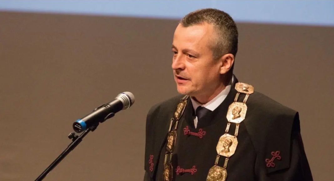 Oni koji smatraju da bi bolje vodili Međimursko veleučilište imat će se prilike kandidirati već ove jeseni Oni koji smatraju da bi bolje vodili Međimursko veleučilište imat će se prilike kandidirati već ove jeseni