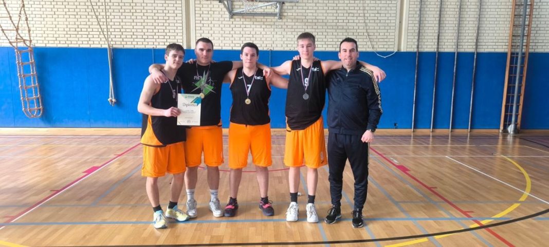 Košarkaši Tehničke škole Čakovec prvaci Međimurja Košarkaši Tehničke škole Čakovec prvaci Međimurja