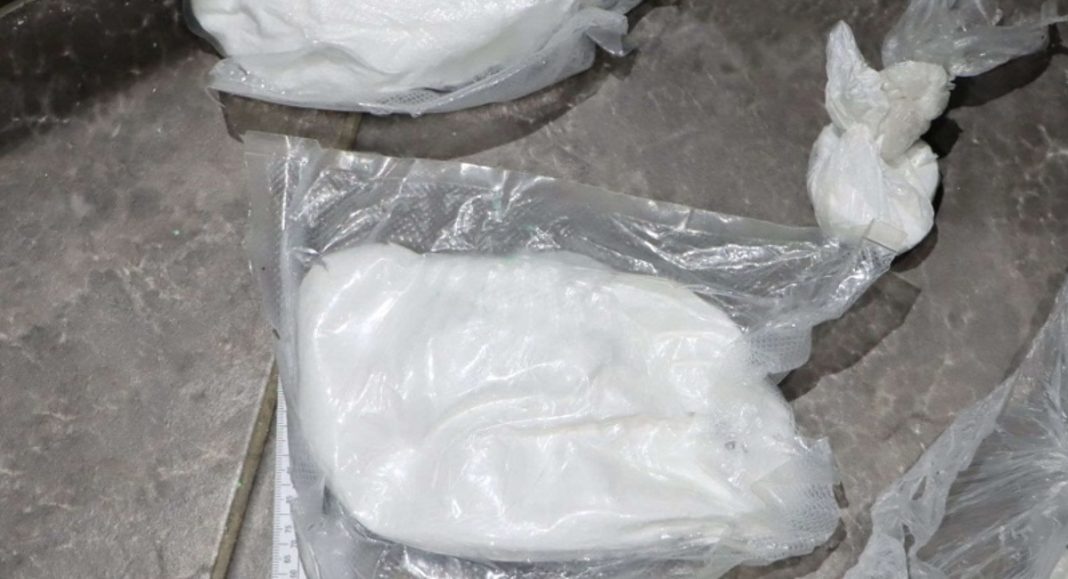 Varaždinska policija zaplijenila 561 gram droge u pretrazi kuće 40-godišnjaka Varaždinska policija zaplijenila 561 gram droge u pretrazi kuće 40-godišnjaka