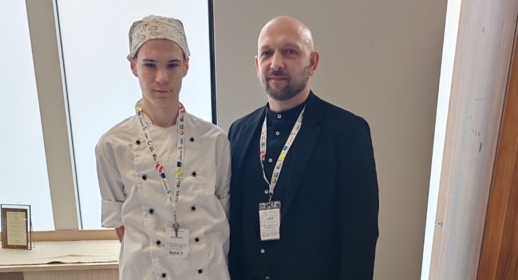 Josip Baumgartner iz Srednje škole Prelog ostvario izvrstan rezultat na natjecanju u kuharskim vještinama Josip Baumgartner iz Srednje škole Prelog ostvario izvrstan rezultat na natjecanju u kuharskim vještinama