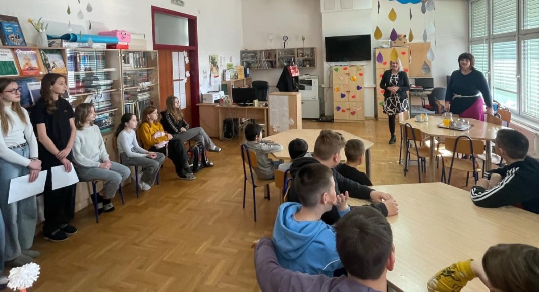 Osnovna škola Tomaša Goričanca ugostila pjesnikinju Jagodu Vičević Osnovna škola Tomaša Goričanca ugostila pjesnikinju Jagodu Vičević