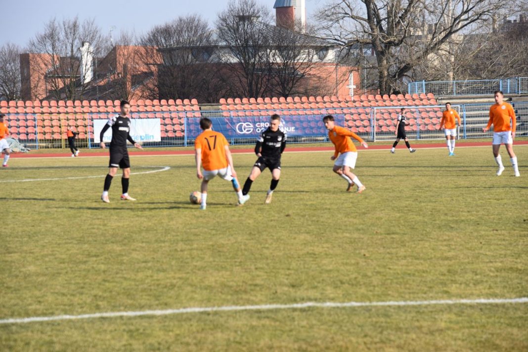 3.NL: Dinamo (D) slavio u međimurskom dvoboju, remi Nedelišća 3.NL: Dinamo (D) slavio u međimurskom dvoboju, remi Nedelišća