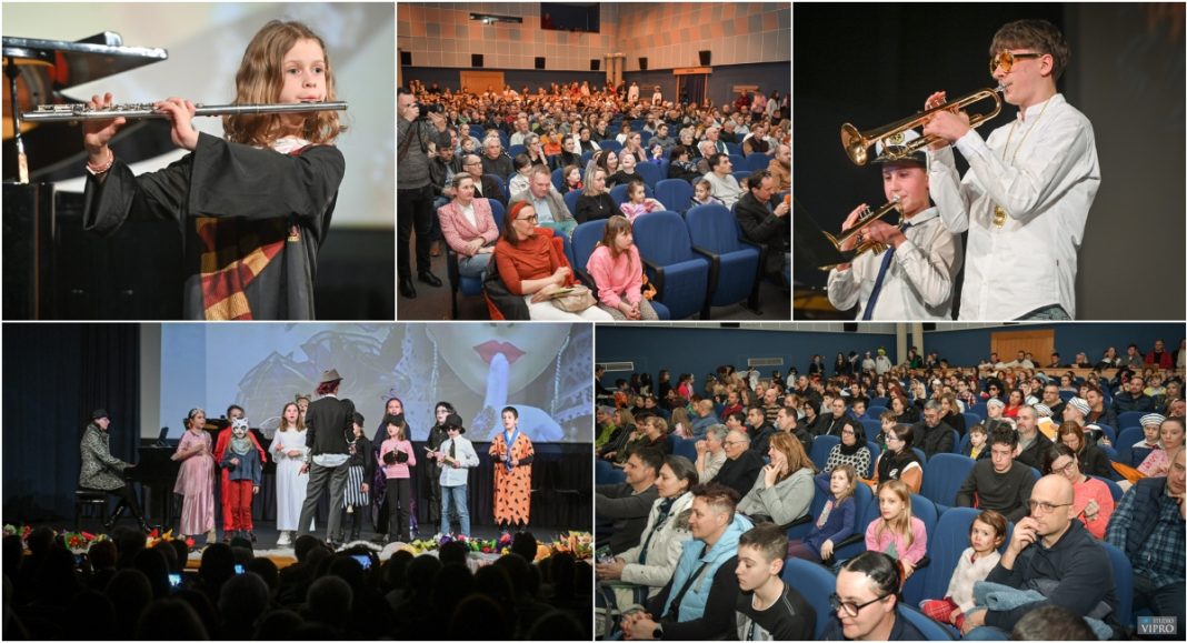FOTO Glazba i maskenbal: Fašnički koncert Umjetničke škole Miroslav Magdalenić oduševio publiku FOTO Glazba i maskenbal: Fašnički koncert Umjetničke škole Miroslav Magdalenić oduševio publiku