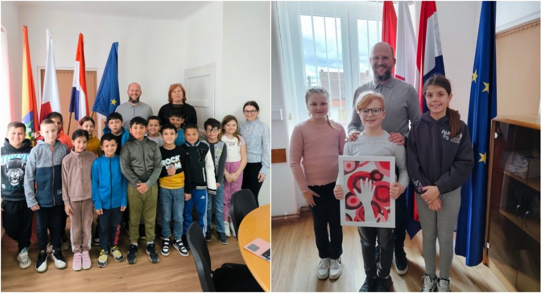 Učenici iz OŠ Vladimira Nazora Pribislavec učili o lokalnoj samoupravi – uz razgovor, sokove i grickalice Učenici iz OŠ Vladimira Nazora Pribislavec učili o lokalnoj samoupravi – uz razgovor, sokove i grickalice