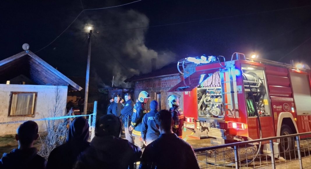 FOTO/VIDEO Izgorjelo troje djece u romskom naselju Kuršanec kod Čakovca! FOTO/VIDEO Izgorjelo troje djece u romskom naselju Kuršanec kod Čakovca!