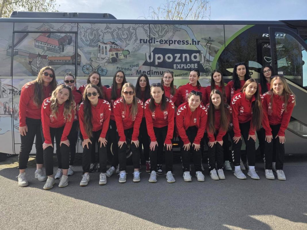 Zrinskice (U17) otputovale na državnu završnicu u Poreč Zrinskice (U17) otputovale na državnu završnicu u Poreč