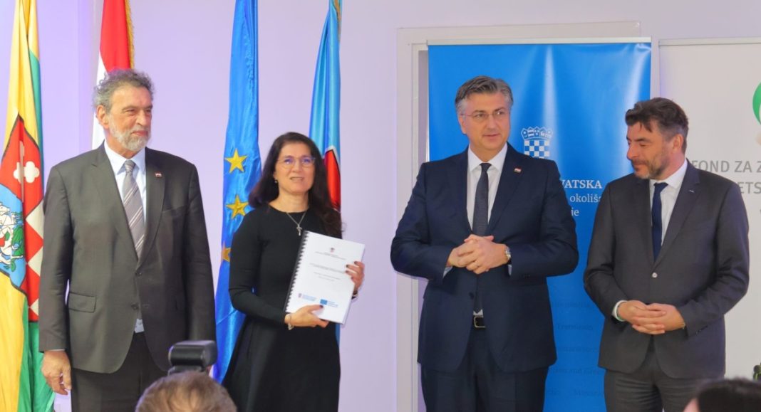 FOTO Gradonačelnici Ljerki Cividini više od 2,6 milijuna eura za rekonstrukciju II. Osnovne škole u Čakovcu! FOTO Gradonačelnici Ljerki Cividini više od 2,6 milijuna eura za rekonstrukciju II. Osnovne škole u Čakovcu!