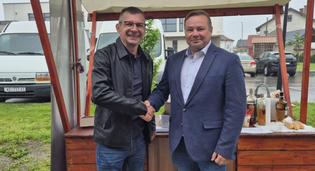 SDP predstavio Roberta Ujlakija kao kandidata za načelnika Kotoribe SDP predstavio Roberta Ujlakija kao kandidata za načelnika Kotoribe