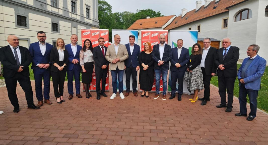 Potpisan sporazum između SDP-a i Nezavisne Platforme Sjever Matije Posavca Potpisan sporazum između SDP-a i Nezavisne Platforme Sjever Matije Posavca