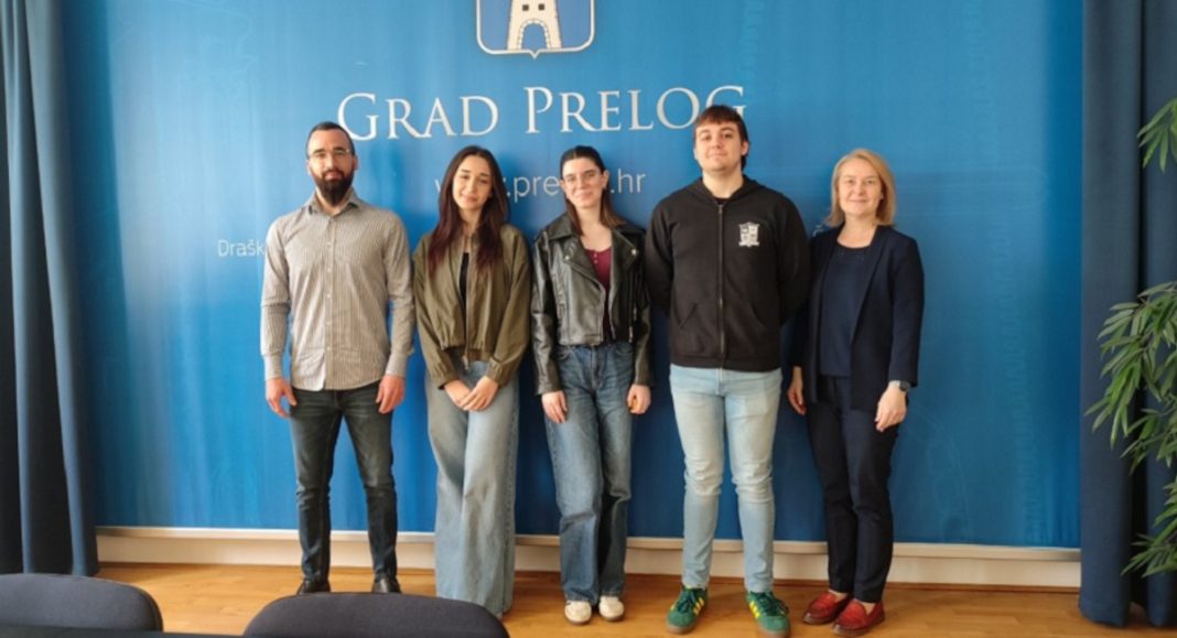 Učenici Srednje škole Prelog predstavili u Gradu Prelogu GLOBE program Učenici Srednje škole Prelog predstavili u Gradu Prelogu GLOBE program