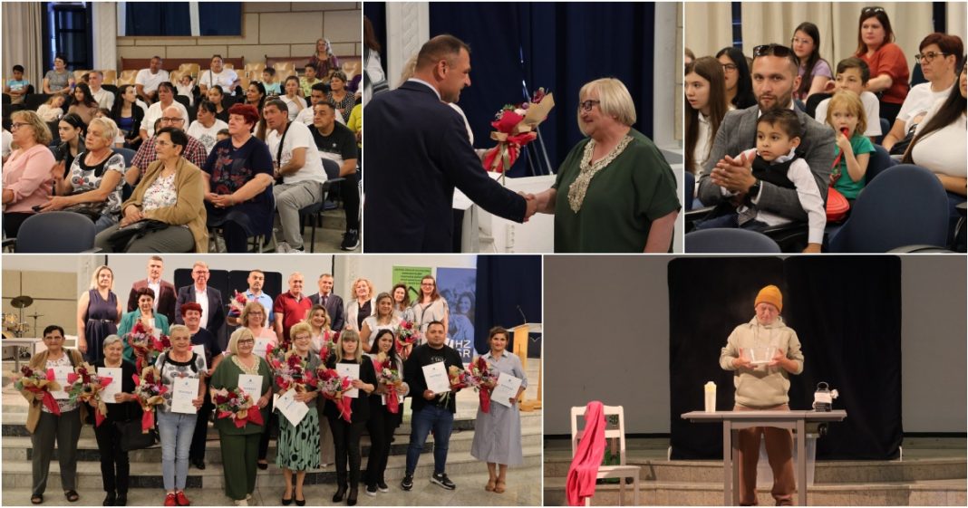FOTO Prigodnim programom i zahvalama, u Čakovcu svečano obilježen Nacionalni dan udomiteljstva FOTO Prigodnim programom i zahvalama, u Čakovcu svečano obilježen Nacionalni dan udomiteljstva