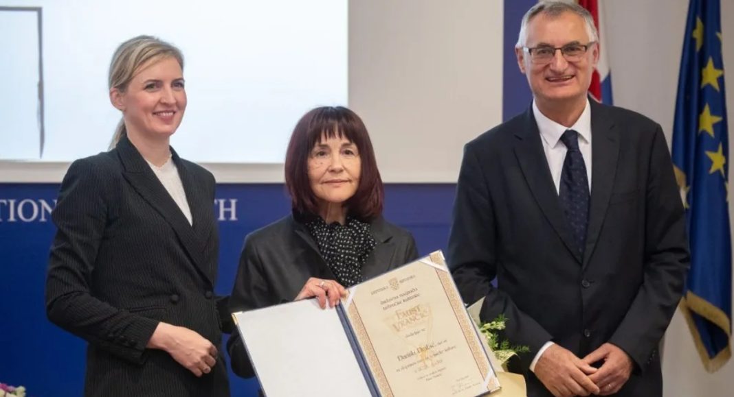 Darinka Drabić, profesorica informatike i počasna predsjednica Međimurskog informatičkog kluba, dobitnica nagrade Faust Vrančić! Darinka Drabić, profesorica informatike i počasna predsjednica Međimurskog informatičkog kluba, dobitnica nagrade Faust Vrančić!