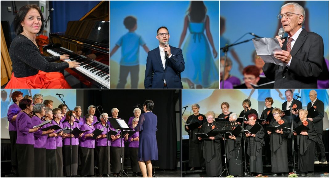 FOTO Zbor umirovljenika Prelog emotivnim koncertom obilježio Majčin dan u Domu kulture FOTO Zbor umirovljenika Prelog emotivnim koncertom obilježio Majčin dan u Domu kulture