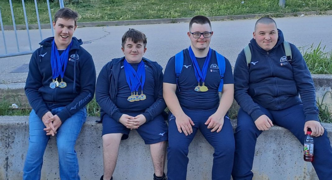 Čakovečki plivači briljirali na paraplivačkom natjecanju u Zadru! Čakovečki plivači briljirali na paraplivačkom natjecanju u Zadru!