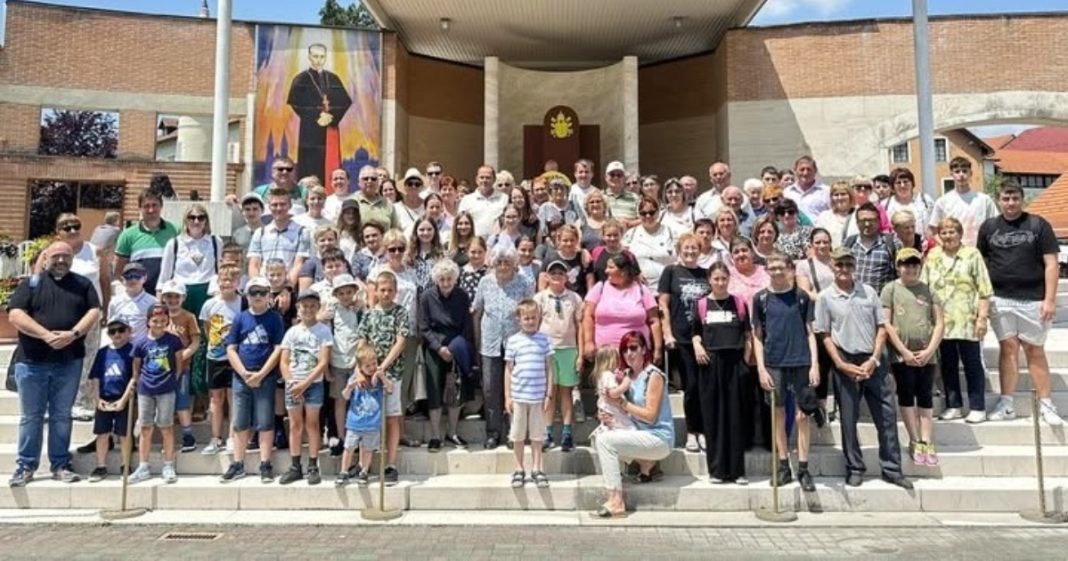 Iz Štrigove na hodočašće Majci Božjoj Bistričkoj! Iz Štrigove na hodočašće Majci Božjoj Bistričkoj!