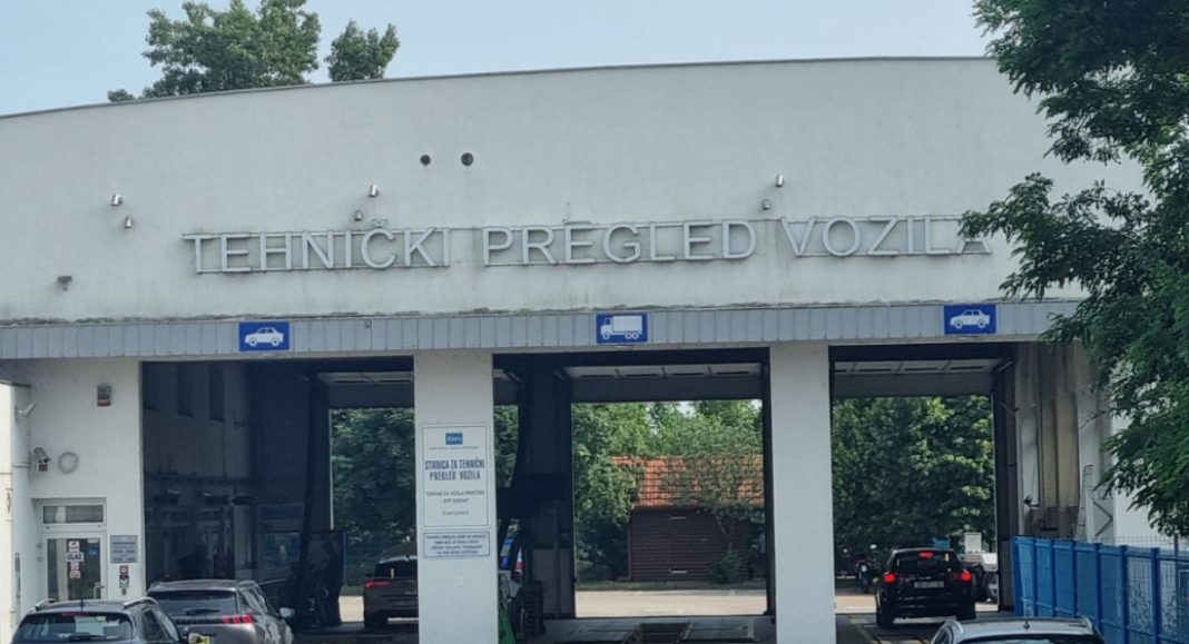 Policija istražuje je li bilo “podmazivanja” za prolaz na tehničkom pregledu Policija istražuje je li bilo “podmazivanja” za prolaz na tehničkom pregledu