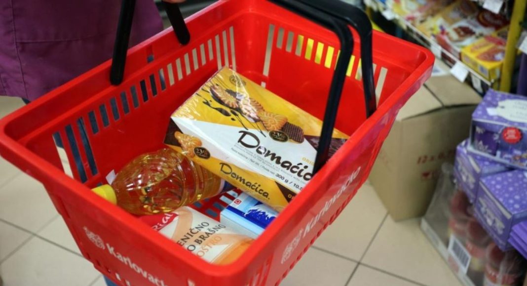 Cijene u EU i dalje padaju, kod nas rastu. Zašto? Cijene u EU i dalje padaju, kod nas rastu. Zašto?