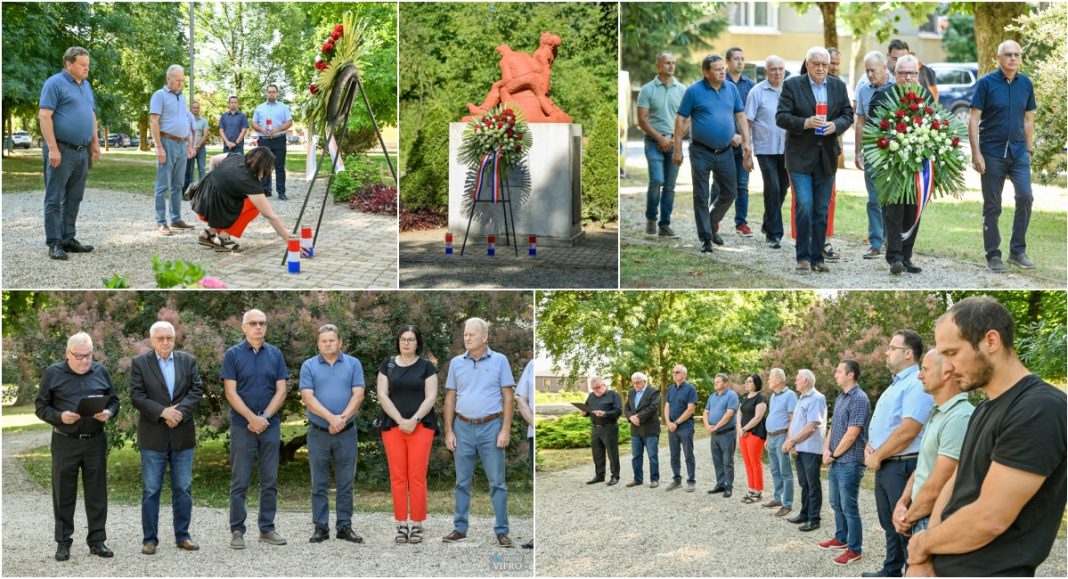 FOTO Polaganjem vijenca i paljenjem svijeća obilježen Dan antifašističke borbe u Prelogu FOTO Polaganjem vijenca i paljenjem svijeća obilježen Dan antifašističke borbe u Prelogu
