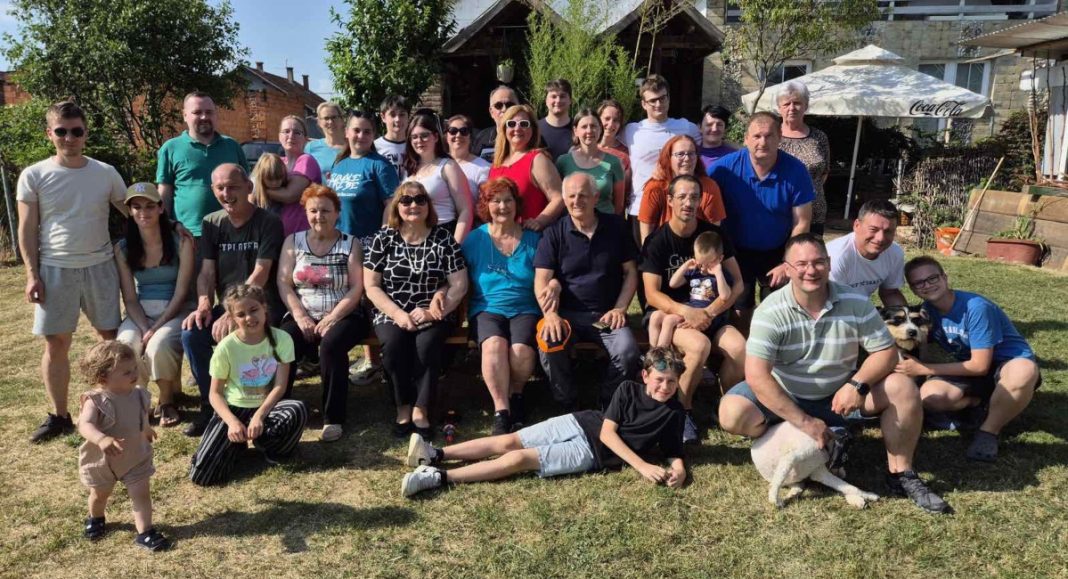 U Kotoribi se okupile obitelji koje dijele prezime Habuš – tradicija traje već 12 godina U Kotoribi se okupile obitelji koje dijele prezime Habuš – tradicija traje već 12 godina