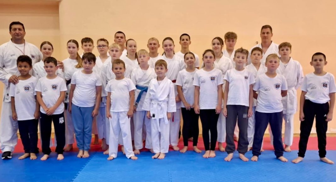 VIDEO Polaznici Karate kluba Mihovil uspješno položili ispite za pojaseve ‘Kyu zvanja’ VIDEO Polaznici Karate kluba Mihovil uspješno položili ispite za pojaseve ‘Kyu zvanja’