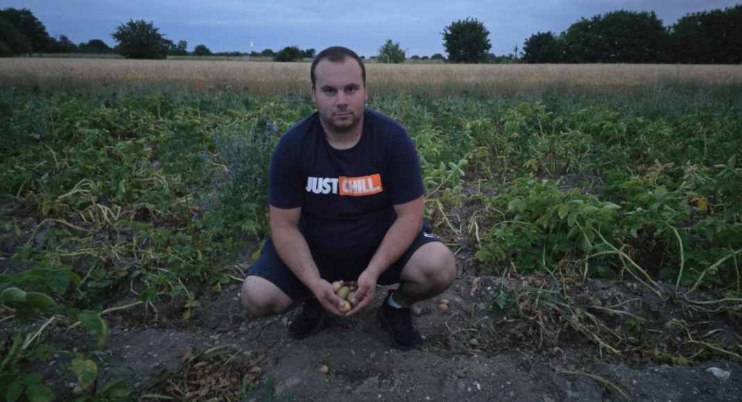 Opasan za zdravlje: Rafaelu Taradiju ukrali 500 kg ‘pošpricanog’ krumpira! Opasan za zdravlje: Rafaelu Taradiju ukrali 500 kg ‘pošpricanog’ krumpira!