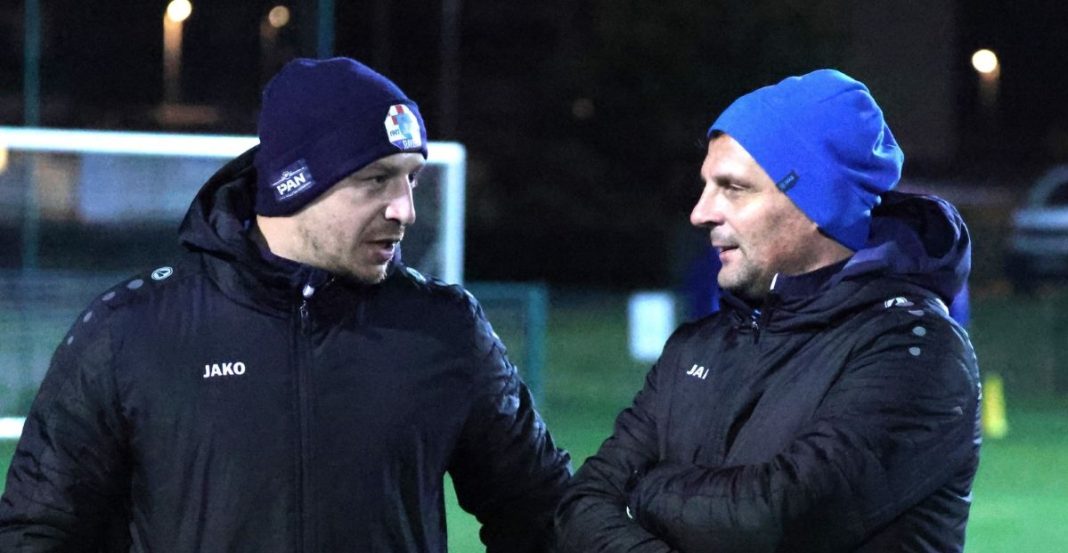 Luka Murk potpisuje za Dinamo Luka Murk potpisuje za Dinamo