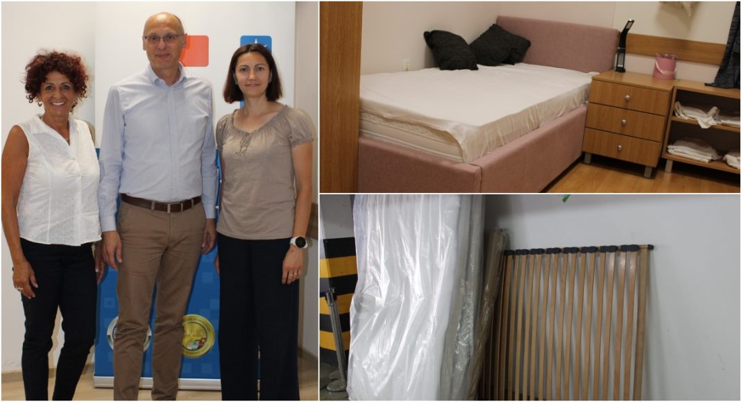 PRIMA donirala dva specijalizirana kreveta za odjele radiologije i oftalmologije u Čakovcu PRIMA donirala dva specijalizirana kreveta za odjele radiologije i oftalmologije u Čakovcu