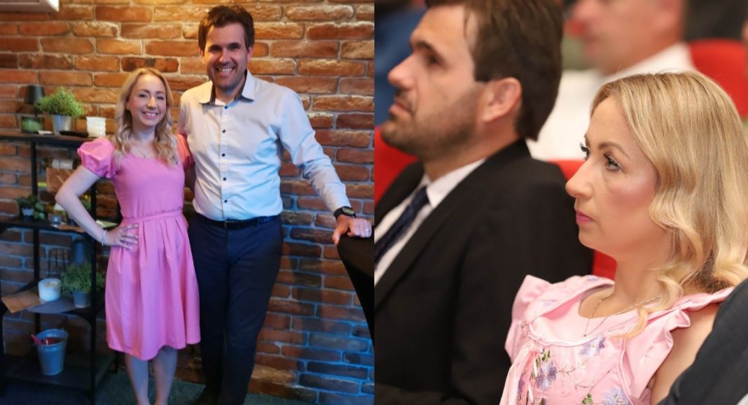 Političar koji je ušutkao dvoranu – zbog riječi koje je uputio svojoj supruzi Političar koji je ušutkao dvoranu – zbog riječi koje je uputio svojoj supruzi