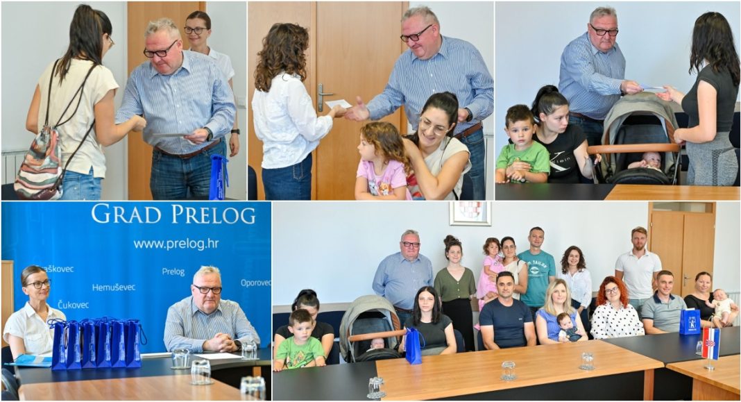 FOTO U Prelogu podijeljene novčane naknade za 11 beba! FOTO U Prelogu podijeljene novčane naknade za 11 beba!