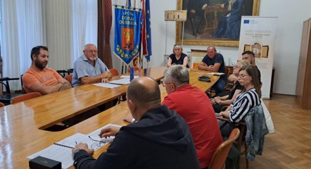 Održana prva sjednica Stožera civilne zaštite s naglaskom na protupožarne mjere i planove za 2025. Održana prva sjednica Stožera civilne zaštite s naglaskom na protupožarne mjere i planove za 2025.