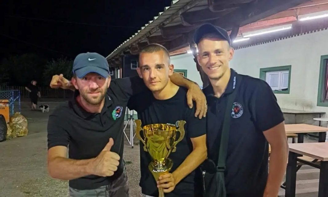 Osvojiti turnir u svom selu – e to je pravi posel! Osvojiti turnir u svom selu – e to je pravi posel!