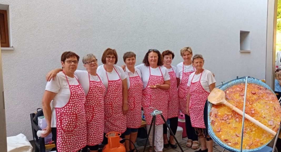 Članovi Udruge umirovljenika iz Štrigove briljirali s tradicionalnim receptom Članovi Udruge umirovljenika iz Štrigove briljirali s tradicionalnim receptom