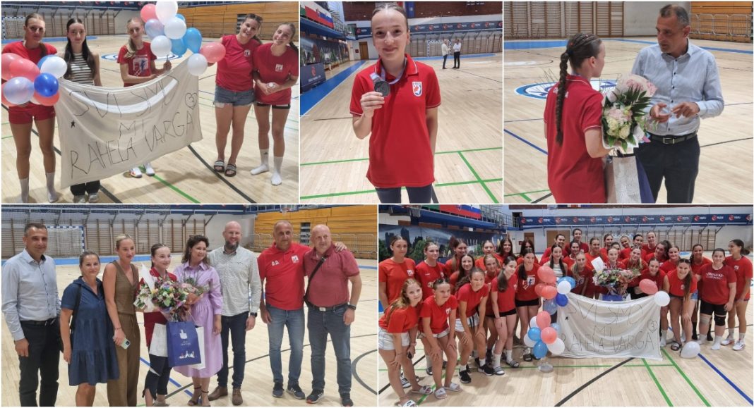 FOTO/VIDEO Nakon povijesnog uspjeha brojni čestitari dočekali Rahelu Vargu FOTO/VIDEO Nakon povijesnog uspjeha brojni čestitari dočekali Rahelu Vargu