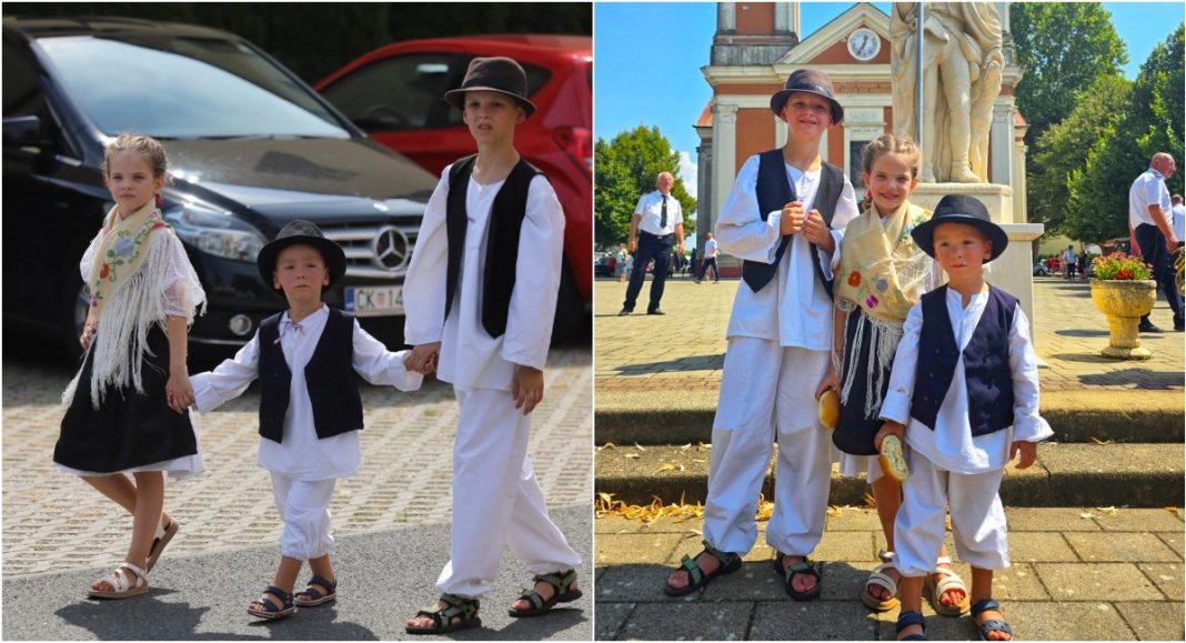Najslađi prizor Rokova: Mali Draškovčani u narodnim nošnjama osvojili srca svih Najslađi prizor Rokova: Mali Draškovčani u narodnim nošnjama osvojili srca svih