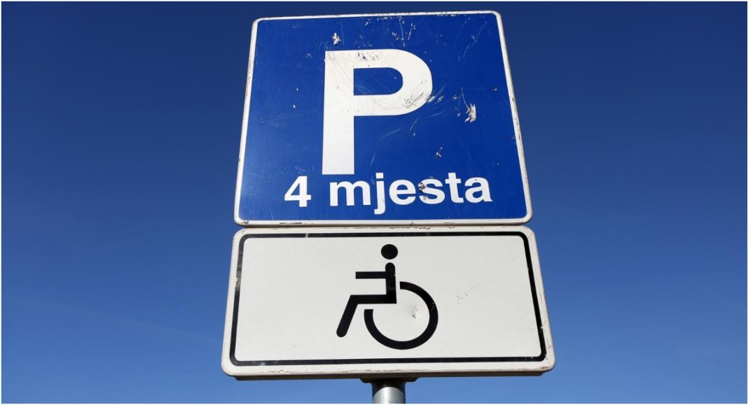 U Čakovcu zajednička akcija policije i udruga protiv nepropisnog parkiranja na mjestima za osobe s invaliditetom U Čakovcu zajednička akcija policije i udruga protiv nepropisnog parkiranja na mjestima za osobe s invaliditetom