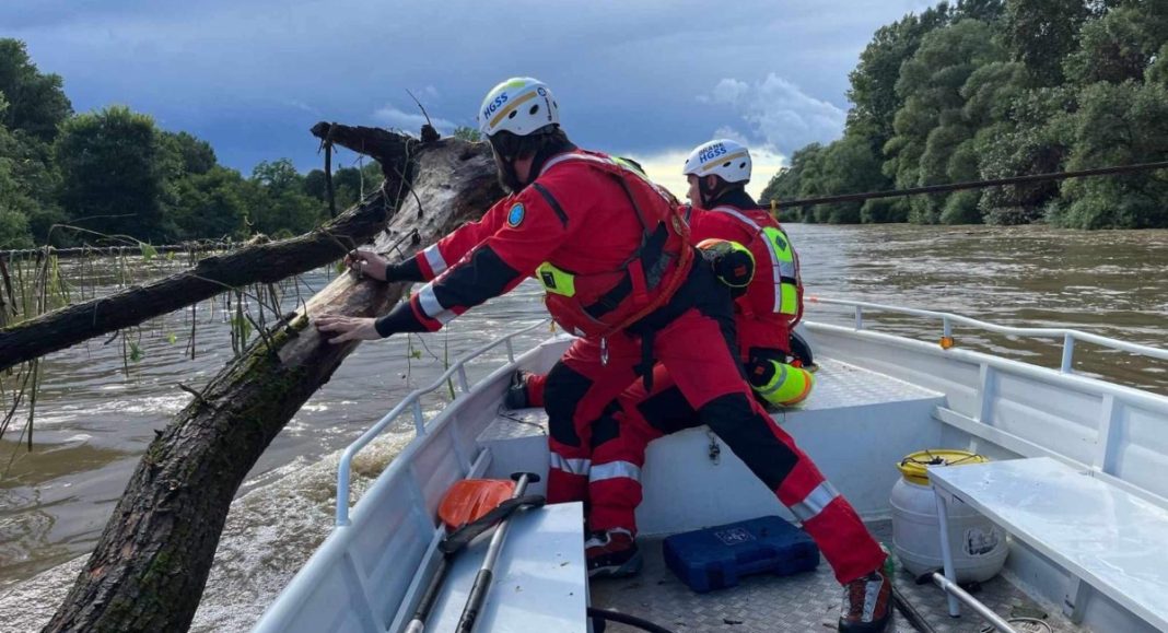 Kod Donjeg Vidovca: 38-godišnjak skočio s mosta i nije izronio Kod Donjeg Vidovca: 38-godišnjak skočio s mosta i nije izronio