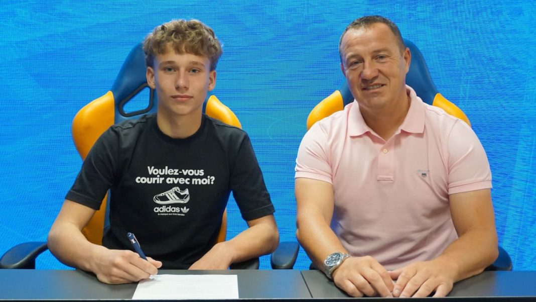 Jakov Vilić potpisao ugovor s Varaždinom Jakov Vilić potpisao ugovor s Varaždinom