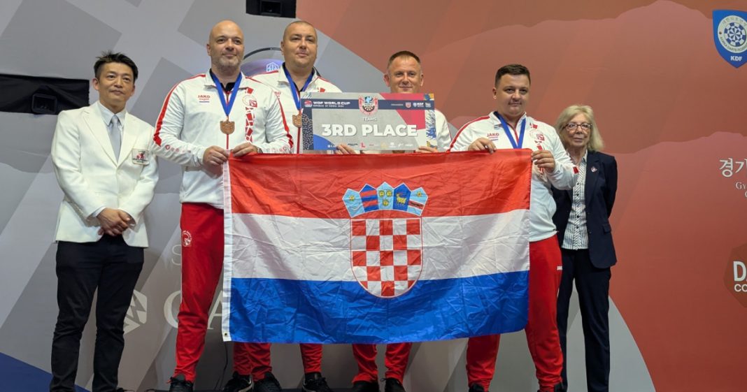Hrvatska pikado reprezentacija na čelu s našim Krčmarom došla do prve svjetske bronce! Hrvatska pikado reprezentacija na čelu s našim Krčmarom došla do prve svjetske bronce!