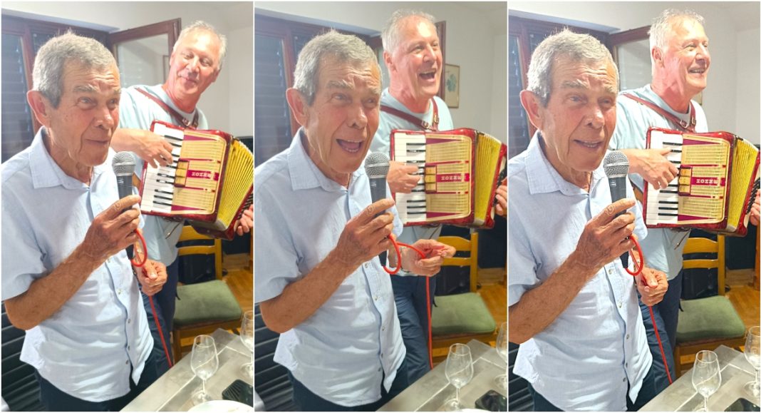 Ni sam ne zna koliko je bolesti odbolovao, ali pjesma ga je uvijek spašavala. Pjesmom je tješio, liječio i veselio sve oko sebe! Ni sam ne zna koliko je bolesti odbolovao, ali pjesma ga je uvijek spašavala. Pjesmom je tješio, liječio i veselio sve oko sebe!