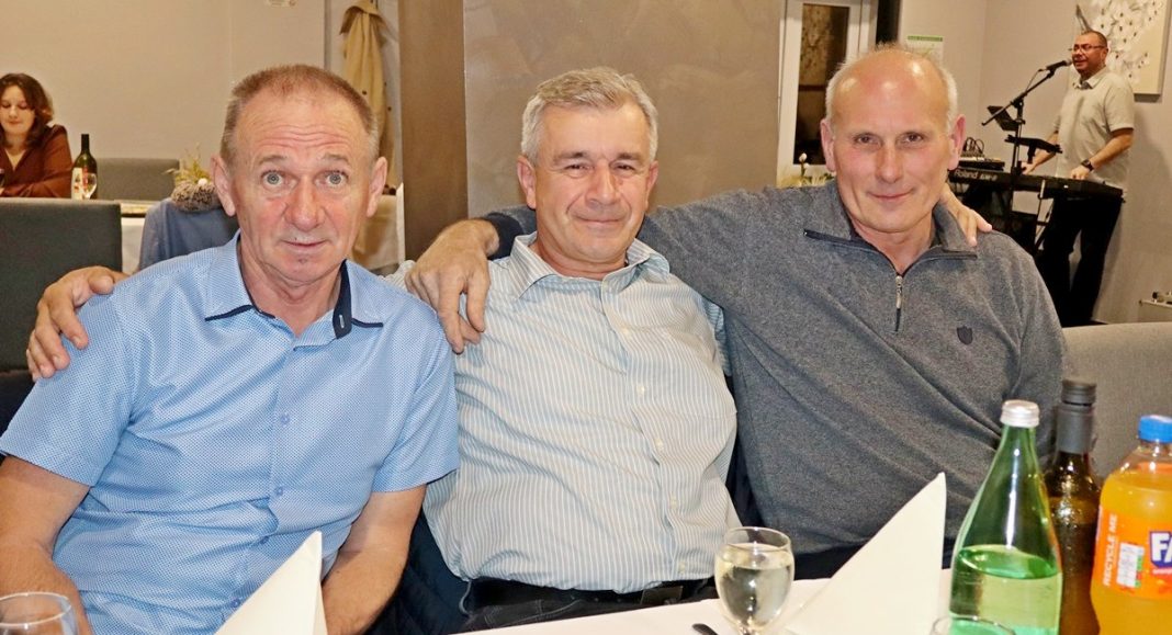 Zajedno su išli u školu, živjeli u istoj ulici i sva trojica prezivaju se Šupljika! Zajedno su išli u školu, živjeli u istoj ulici i sva trojica prezivaju se Šupljika!