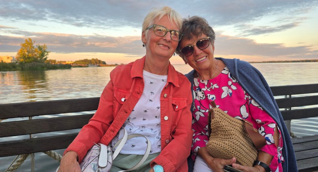 Snježana (61) i Đurđica (76) iz Preloga svakog dana plivaju u Cirkovljanskoj grabi Snježana (61) i Đurđica (76) iz Preloga svakog dana plivaju u Cirkovljanskoj grabi