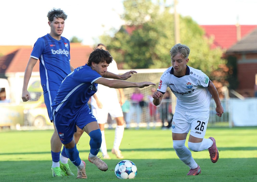 Slavenov talent je zablistao u Kotoribi, sada dobio poziv za Svjetsko prvenstvo Slavenov talent je zablistao u Kotoribi, sada dobio poziv za Svjetsko prvenstvo